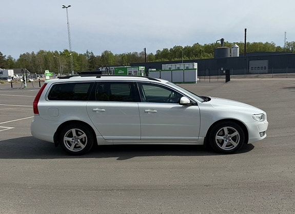 Volvo V70 5 of 11