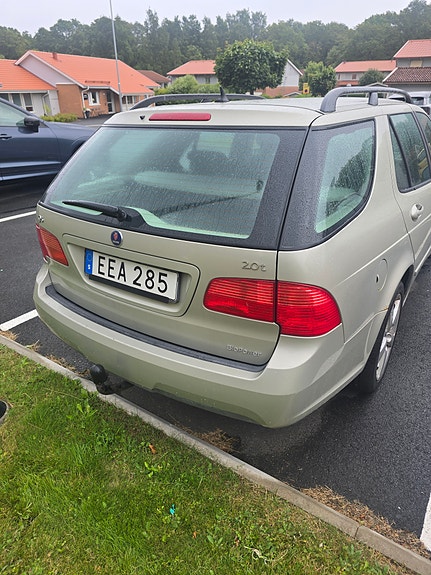 Saab 9-5 2 of 5
