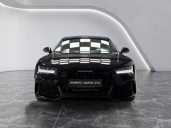 Audi RS7 8 of 27