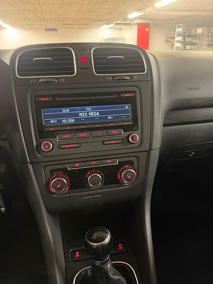 Volkswagen Golf VI 8 of 8