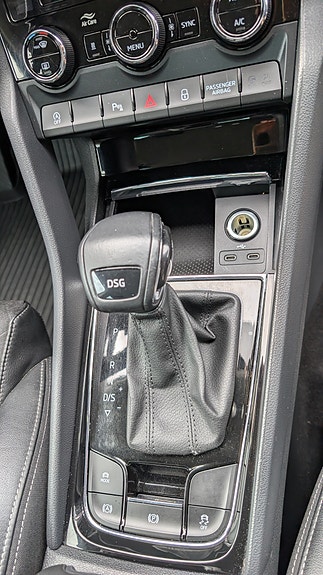 Skoda Karoq 4 of 13