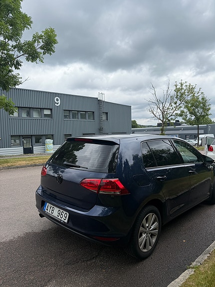 Volkswagen Golf VII 4 of 5
