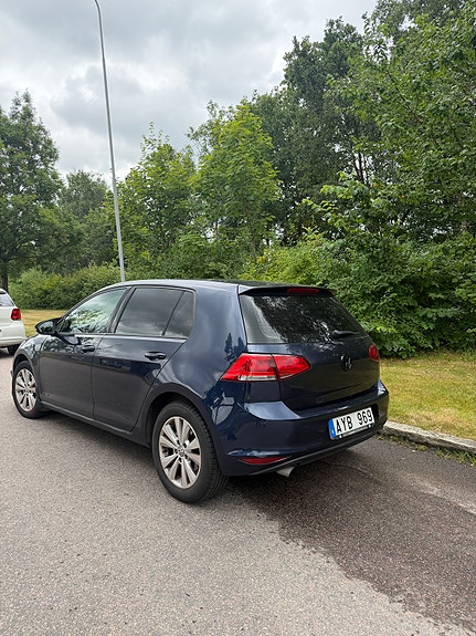 Volkswagen Golf VII 3 of 5