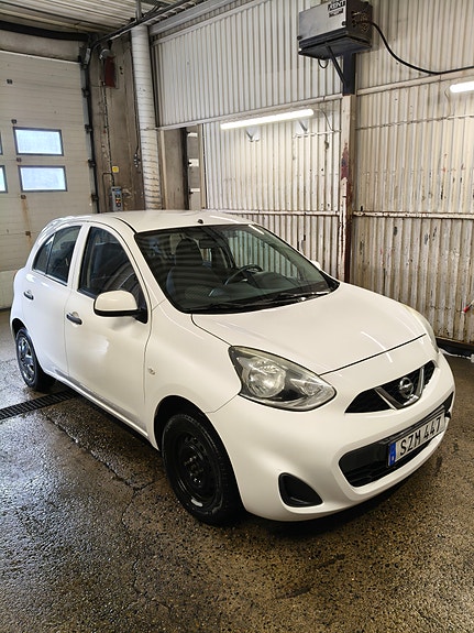Nissan Micra 2 of 5