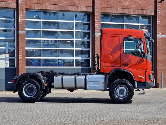VOLVO FMX 4x4 Bärgningsbil OMARS 2 of 9