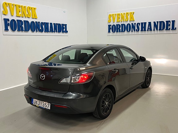 Mazda 3 8 of 23