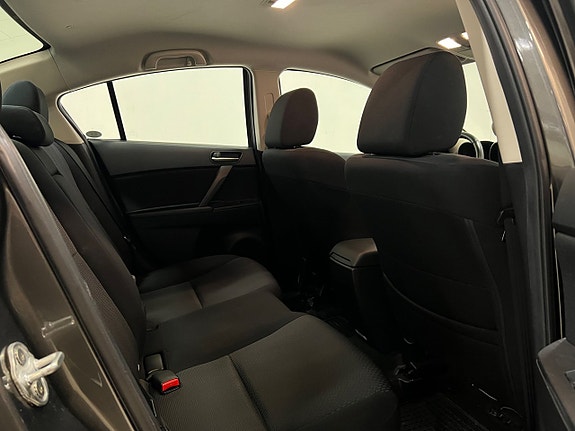 Mazda 3 13 of 23