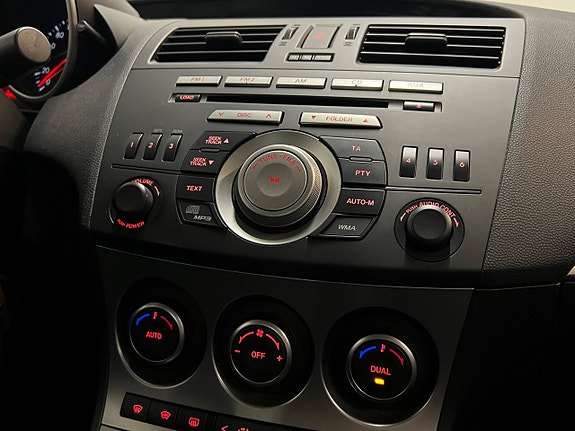 Mazda 3 16 of 23