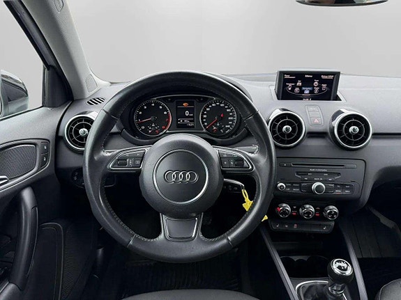 Audi A1 10 of 18