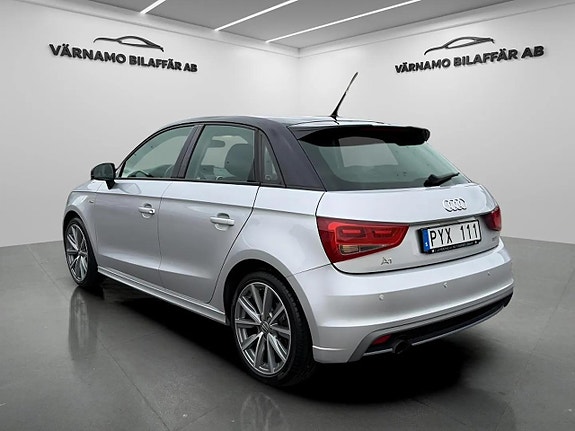 Audi A1 3 of 18