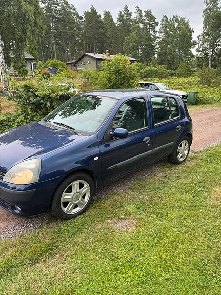 Renault Clio 4 of 5