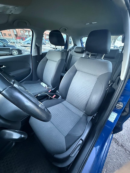 Volkswagen Polo 5 of 8