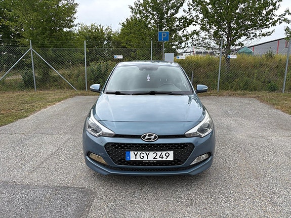 Hyundai i20 4 of 9