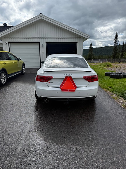 Audi A5 3 of 6