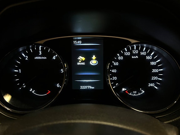 Nissan X-Trail 29 of 30