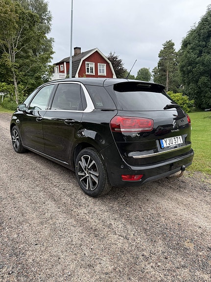 Citroen C4 Picasso 4 of 6