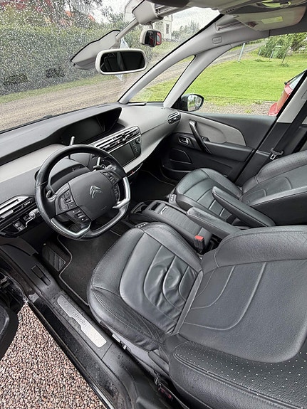 Citroen C4 Picasso 5 of 6