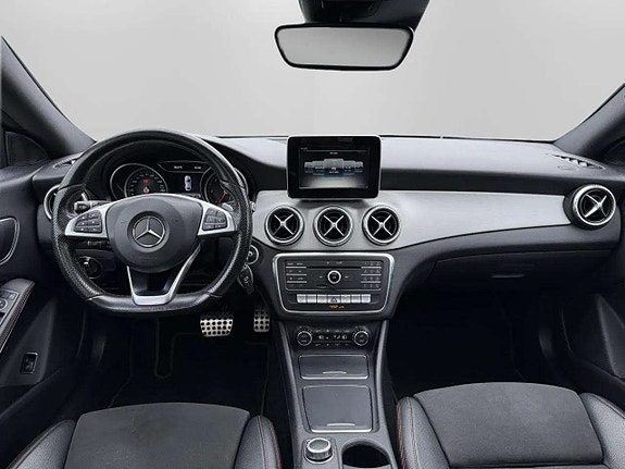 Mercedes-Benz CLA250+ 14 of 16