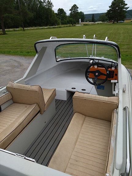 Flipper 450/Motorbåt 6 of 8