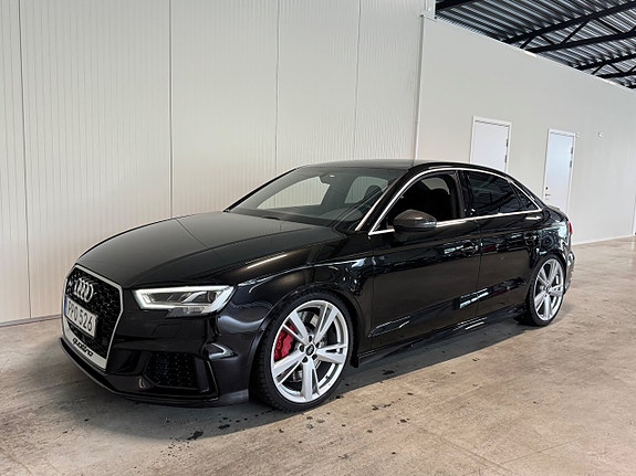 Audi RS3 4 of 5
