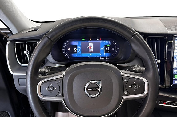 Volvo XC60 15 of 26