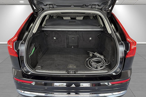 Volvo XC60 10 of 26
