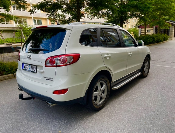 Hyundai Santa Fe 3 of 7