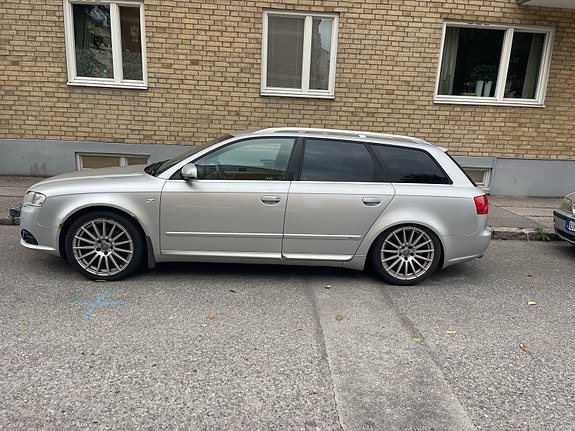 Audi A4 3 of 5