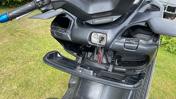 Suzuki AN400 Burgman 8 of 10