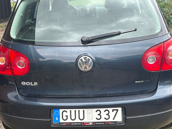 Volkswagen Golf V 3 of 4