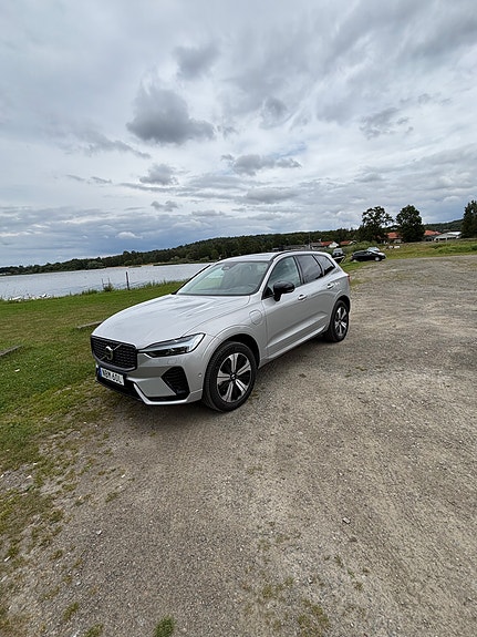 Volvo XC60 3 of 5