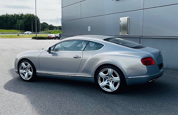 Bentley Continental GT 2 of 5