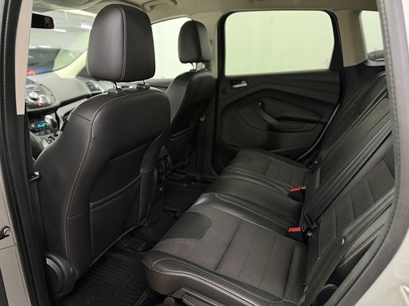 Ford Kuga 16 of 17