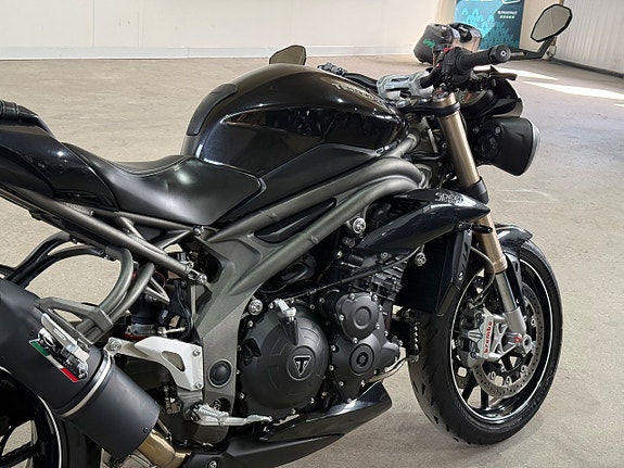 Triumph Speed triple S 140hk 0kr insats 10 of 11