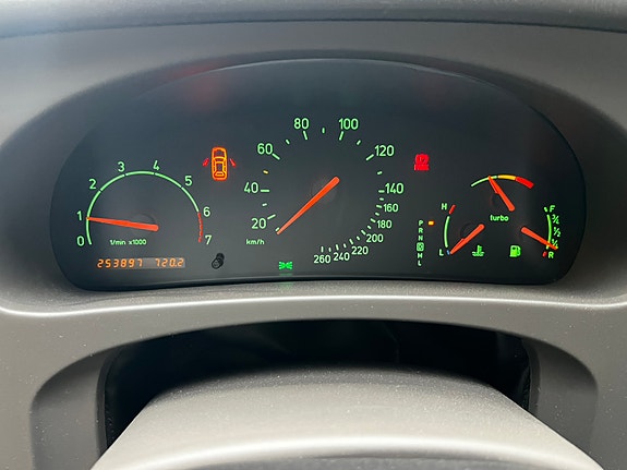 Saab 9-5 9 of 30