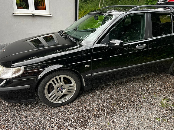 Saab 9-5 2 of 30