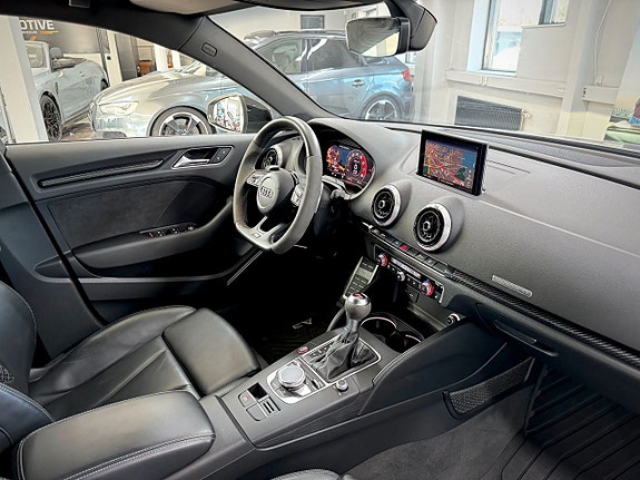 Audi RS3 15 of 18