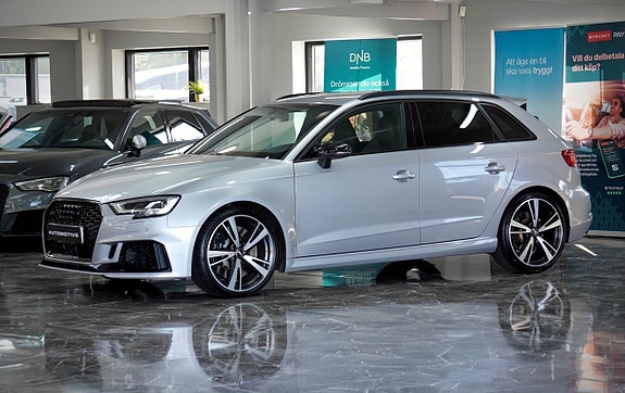 Audi RS3 4 of 5