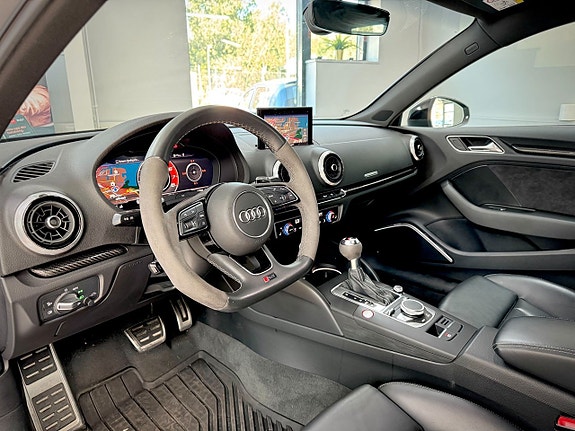 Audi RS3 12 of 18
