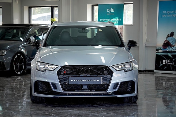 Audi RS3 2 of 5