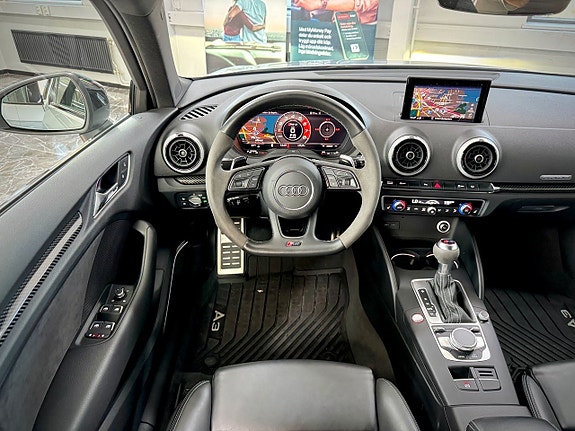 Audi RS3 10 of 18