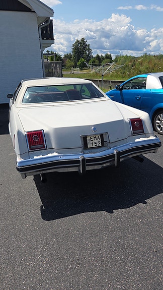 Pontiac Grand Prix 5 of 8