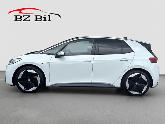 Volkswagen ID.3 3 of 23