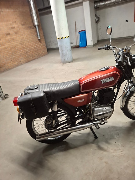 Yamaha RS 2 of 7