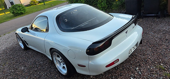 Mazda RX-7 4 of 6