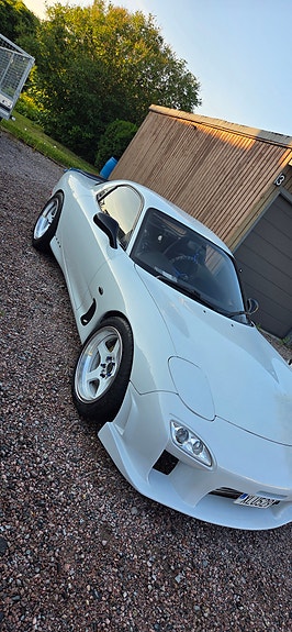 Mazda RX-7 2 of 6