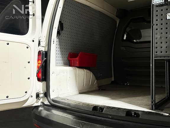 Volkswagen Caddy 10 of 22