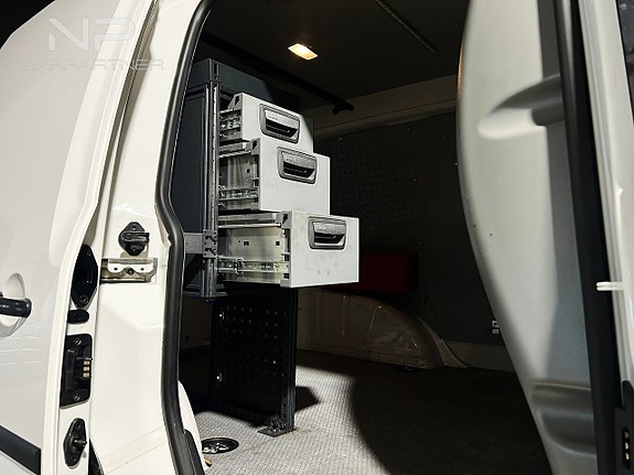 Volkswagen Caddy 8 of 22
