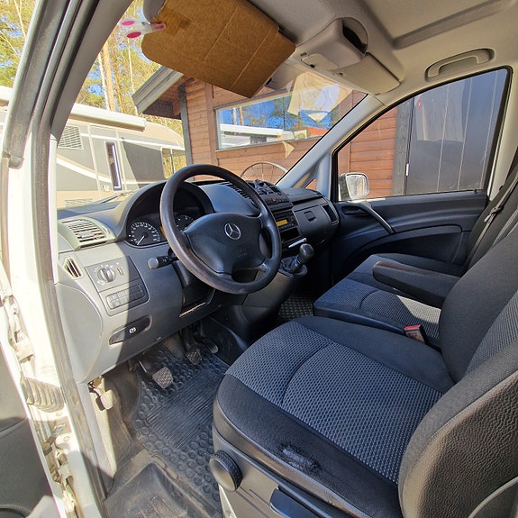 Mercedes-Benz Vito 110 6 of 7