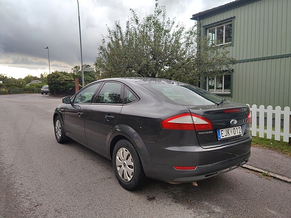 Ford Mondeo 9 of 20